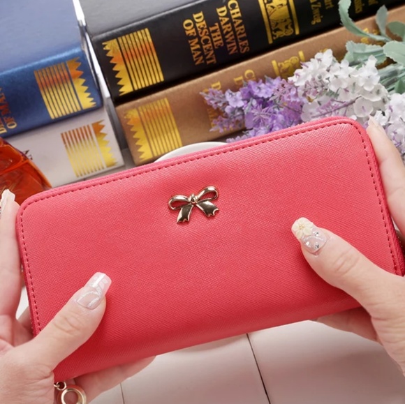 WOMEN'S BOW CLUTCH WALLET